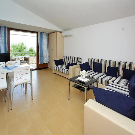 In By The Tatil Evi *