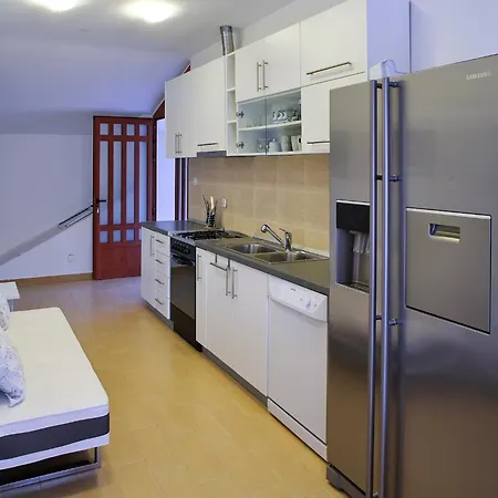 Tatil Evi In By The *