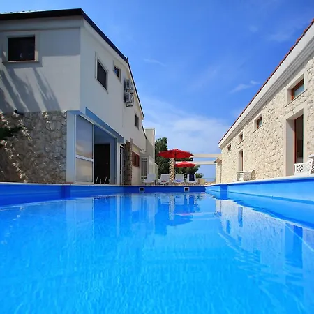 In By The * Starigrad Paklenica