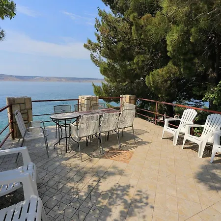 Tatil Evi In By The *