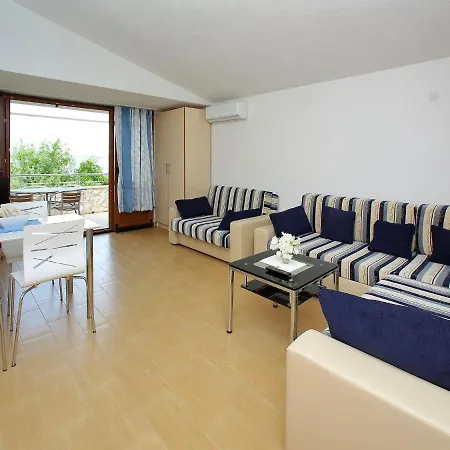 Fantastic With Amazing Garden Private Pool Directly On The Starigrad Paklenica
