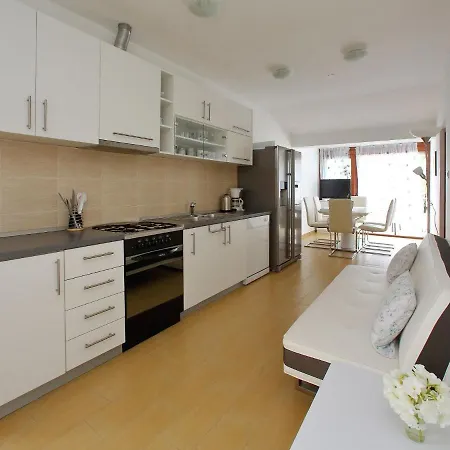 Fantastic With Amazing Garden Private Pool Directly On The Holiday home