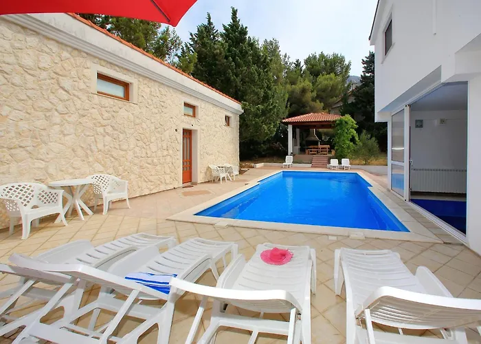 Сasa de vacaciones In By The Starigrad Paklenica