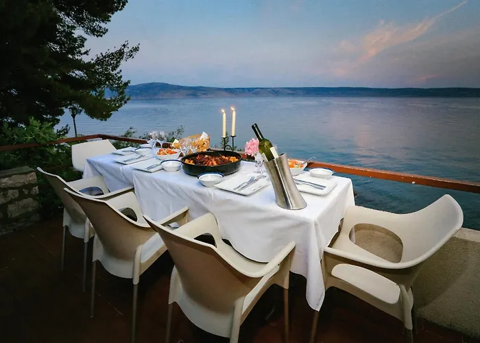 In By The Сasa de vacaciones Starigrad Paklenica